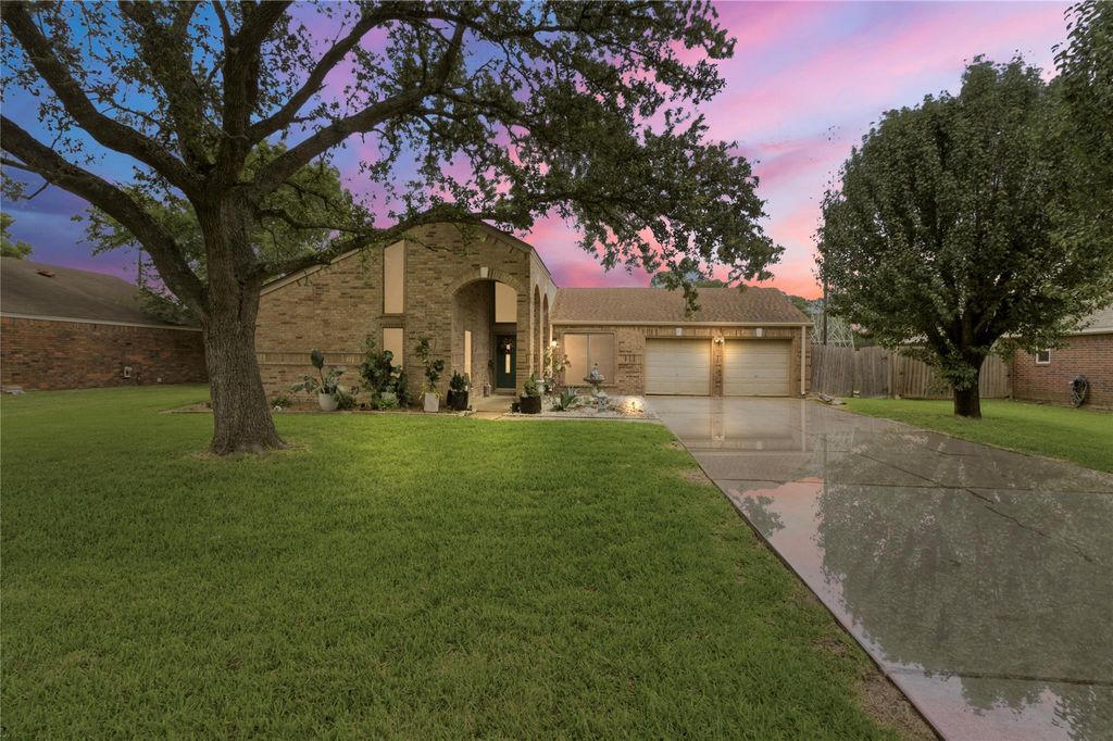7310 Maple Lane, Baytown, TX 77521