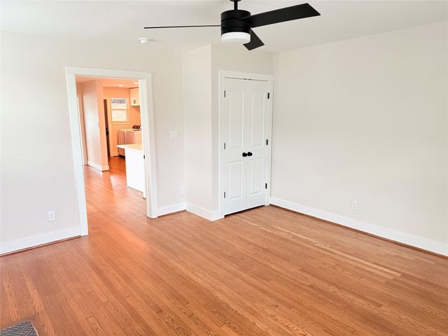 2001 Brun Street 2, Houston, TX 77019