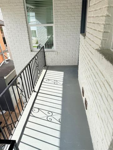 2001 Brun Street 2, Houston, TX 77019