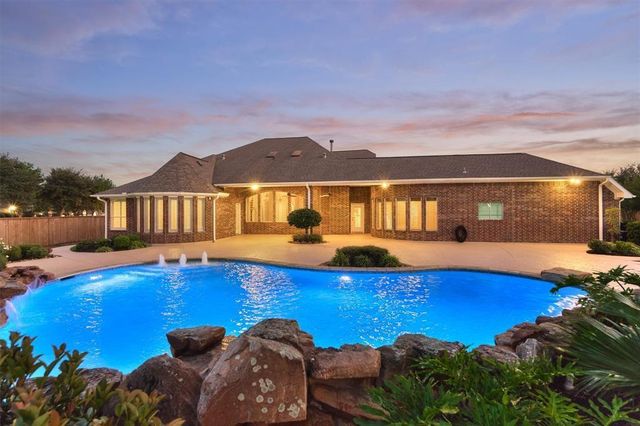 20806 E Cameron Ridge Drive, Cypress, TX 77433