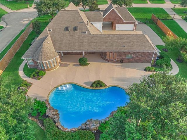 20806 E Cameron Ridge Drive, Cypress, TX 77433