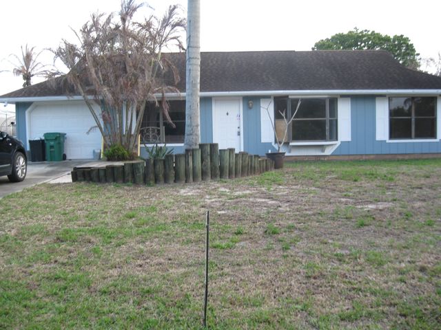7105 North Boulevard, Fort Pierce, FL 34951