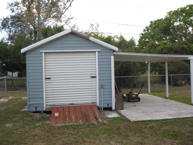 7105 North Boulevard, Fort Pierce, FL 34951
