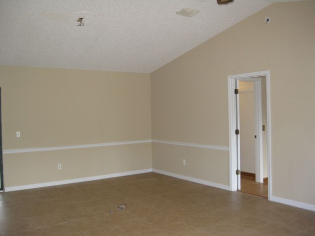 7105 North Boulevard, Fort Pierce, FL 34951