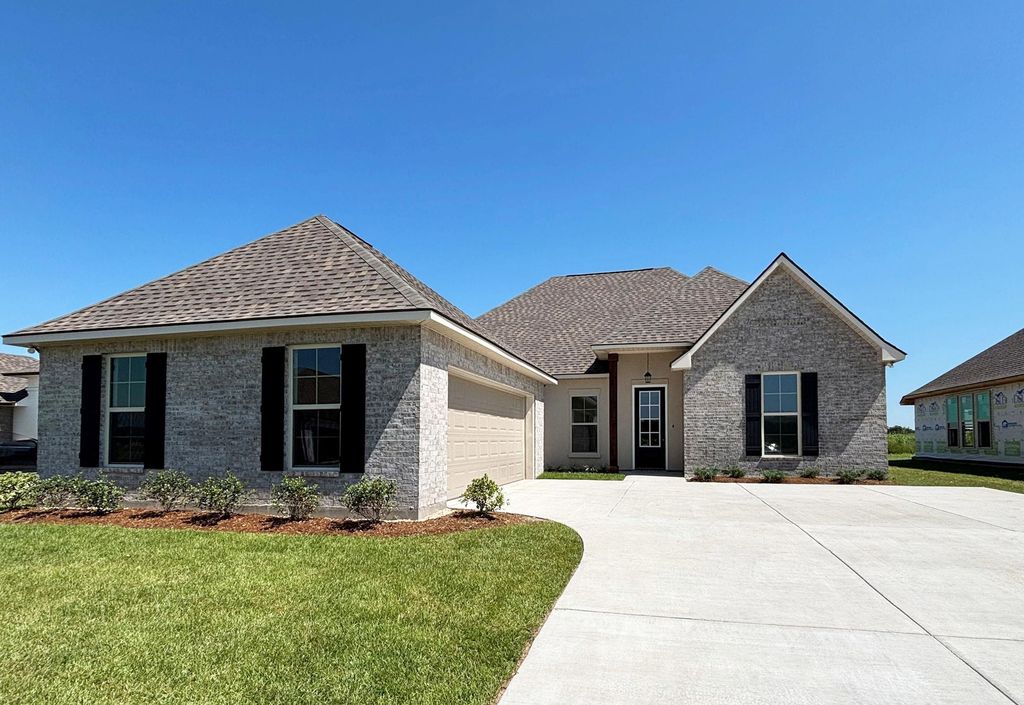 248 Kings Wood Avenue, Thibodaux, LA 70301