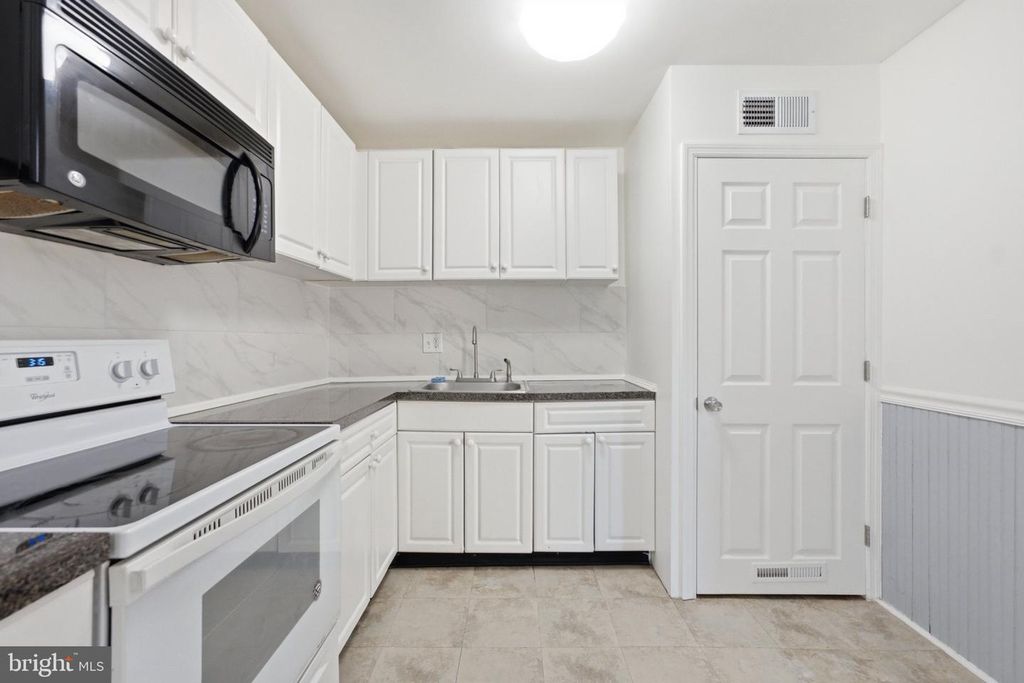 1117 KAYE CT, BURLINGTON, NJ 08016 — photo 3