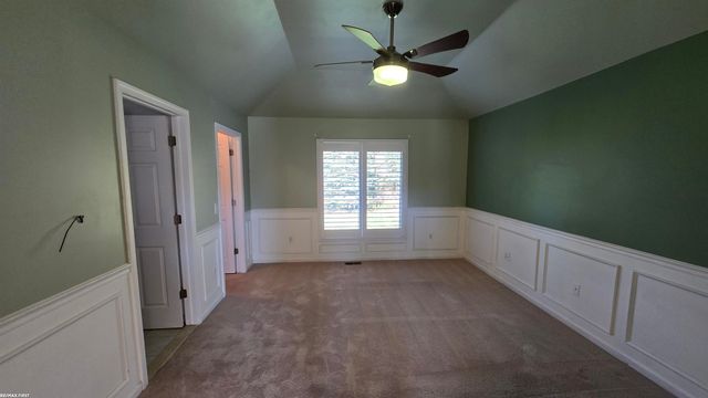 15619 Trafalgar Dr Drive, Macomb, MI 48044