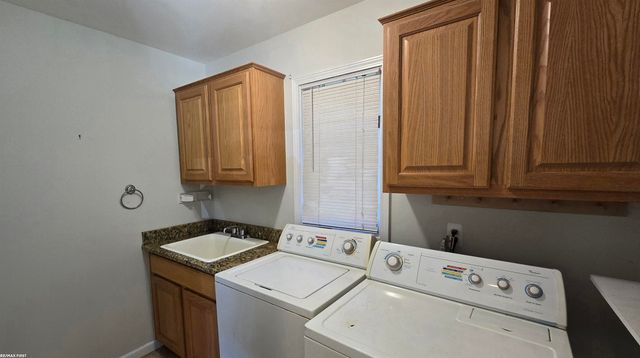 15619 Trafalgar Dr Drive, Macomb, MI 48044