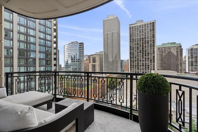 10 E Delaware Place 11A, Chicago, IL 60611