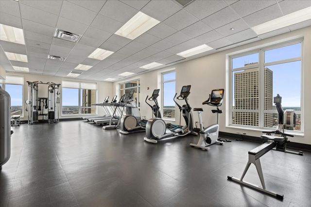 10 E Delaware Place 11A, Chicago, IL 60611