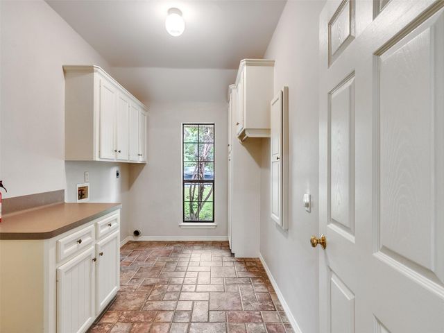 195 Coral Gables, Trinity, TX 75862