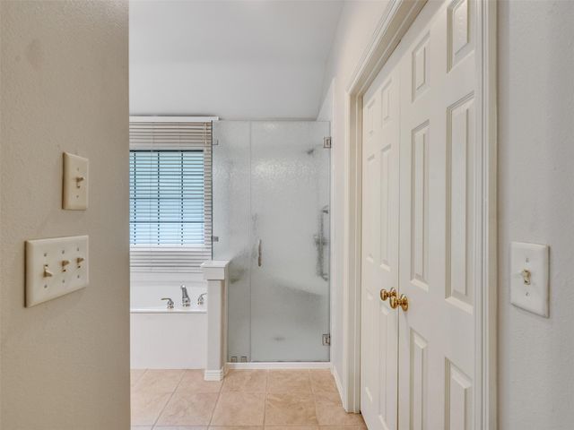 195 Coral Gables, Trinity, TX 75862