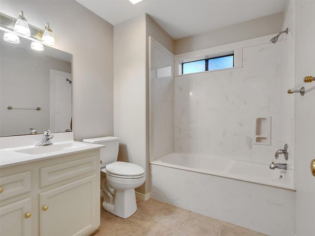 195 Coral Gables, Trinity, TX 75862