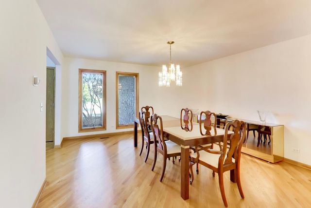 3420 SPRINGDALE Avenue, Glenview, IL 60025