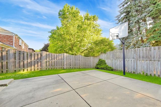 3420 SPRINGDALE Avenue, Glenview, IL 60025