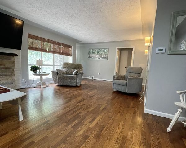 1202 W Oliver Street, Owosso, MI 48867