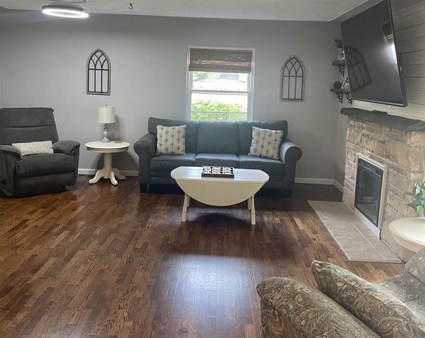 1202 W Oliver Street, Owosso, MI 48867