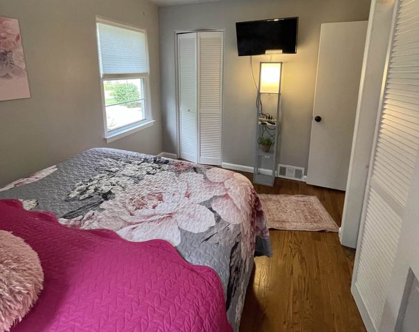 1202 W Oliver Street, Owosso, MI 48867