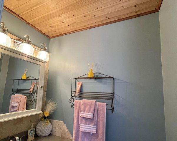 1202 W Oliver Street, Owosso, MI 48867