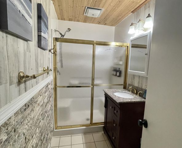 1202 W Oliver Street, Owosso, MI 48867