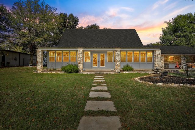 827 Lcr 894, Jewett, TX 75846