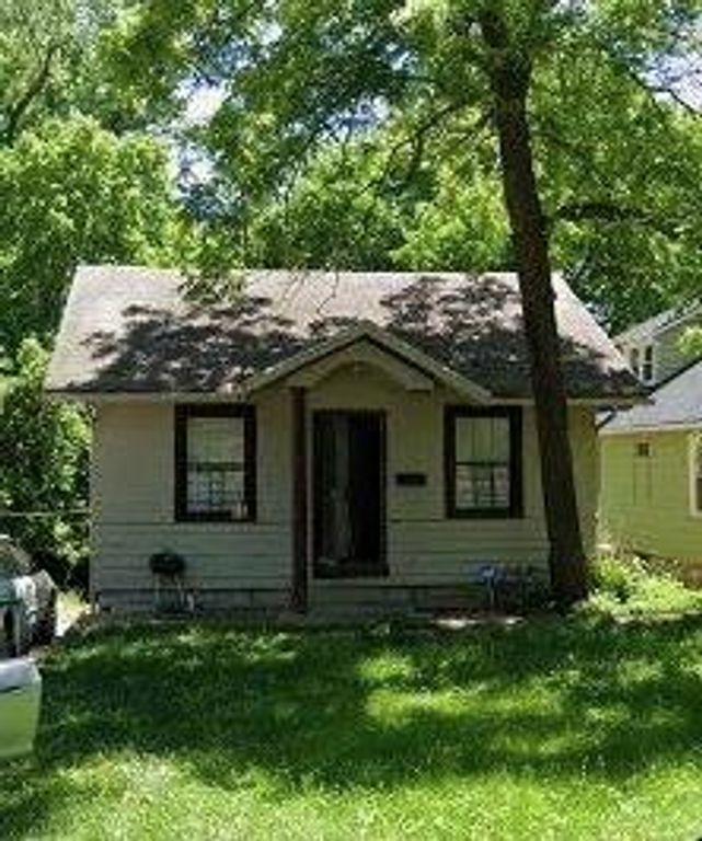 6121 Tracy Avenue, Kansas City, MO 64110