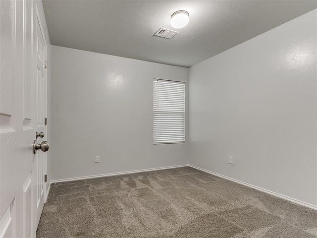 215 Waterside Drive, Newcastle, OK 73065