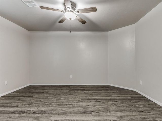 215 Waterside Drive, Newcastle, OK 73065