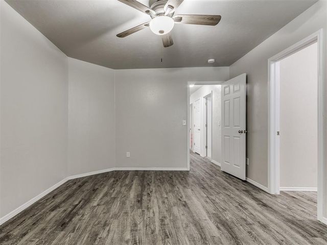 215 Waterside Drive, Newcastle, OK 73065