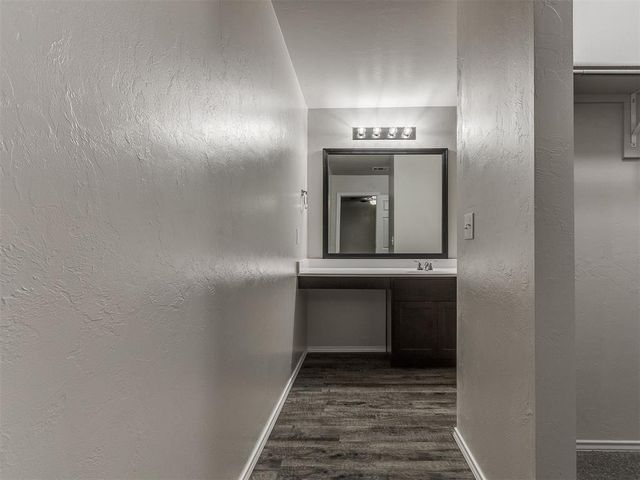 215 Waterside Drive, Newcastle, OK 73065