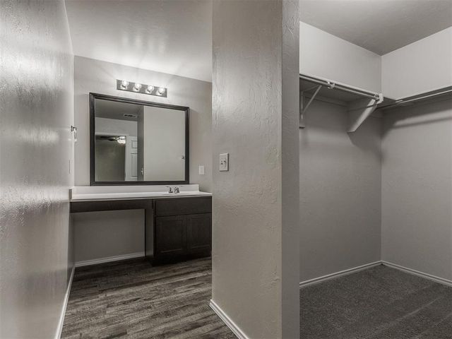 215 Waterside Drive, Newcastle, OK 73065