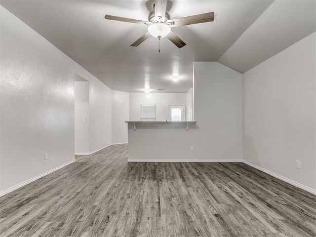 215 Waterside Drive, Newcastle, OK 73065