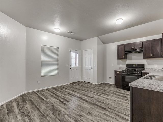 215 Waterside Drive, Newcastle, OK 73065