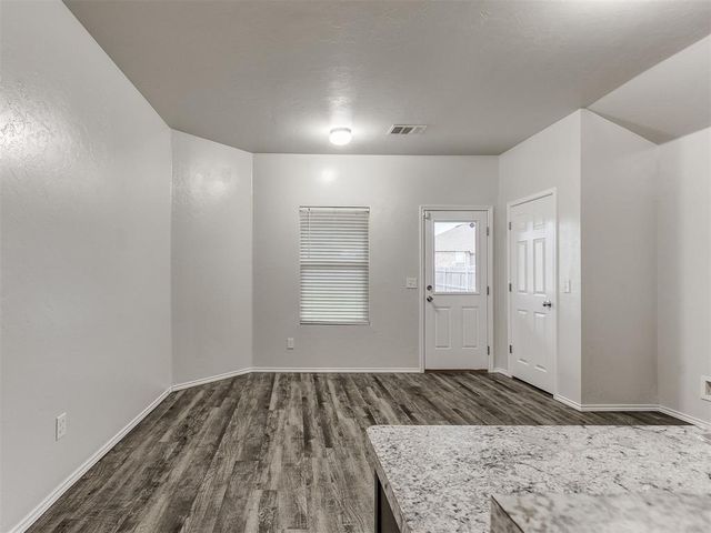 215 Waterside Drive, Newcastle, OK 73065