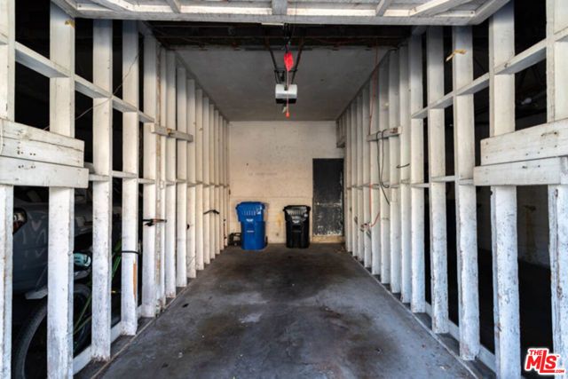 10961 Strathmore Drive, Los Angeles, CA 90024