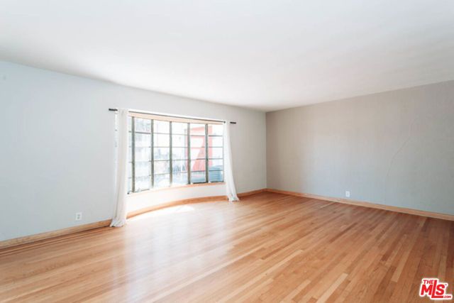 10961 Strathmore Drive, Los Angeles, CA 90024