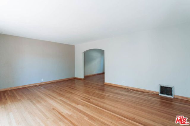 10961 Strathmore Drive, Los Angeles, CA 90024