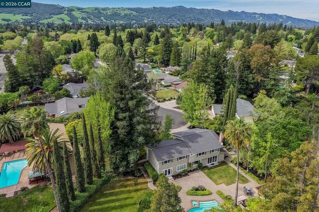 661 Derbyshire Place, Danville, CA 94526