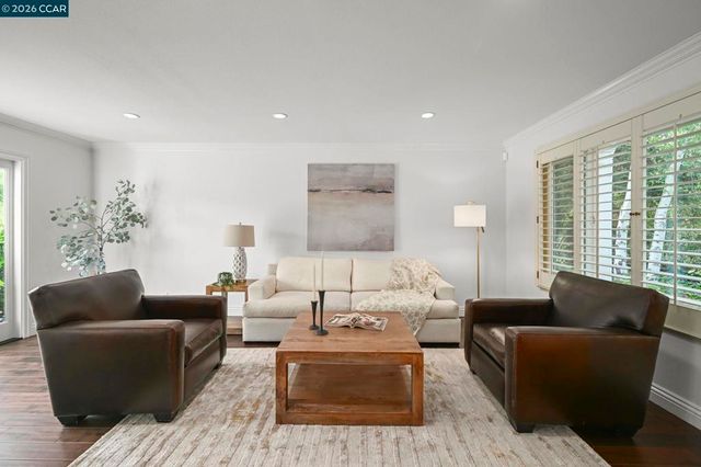 661 Derbyshire Place, Danville, CA 94526