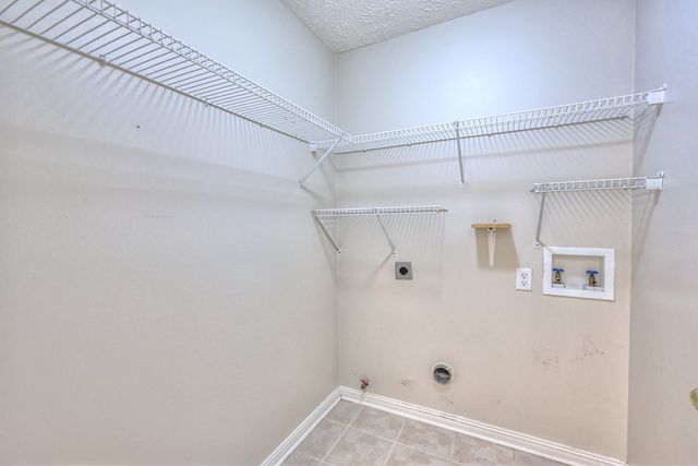 129 Breakwater Bay, Hermitage, TN 37076