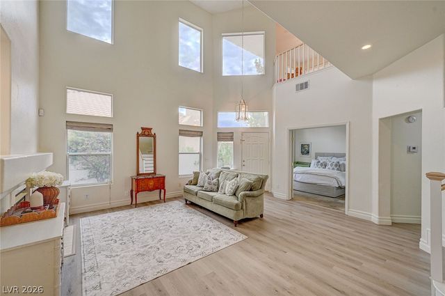 9240 Pitching Wedge Drive, Las Vegas, NV 89134