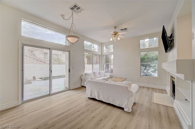 9240 Pitching Wedge Drive, Las Vegas, NV 89134