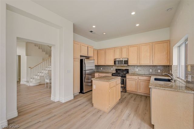 9240 Pitching Wedge Drive, Las Vegas, NV 89134