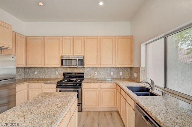 9240 Pitching Wedge Drive, Las Vegas, NV 89134