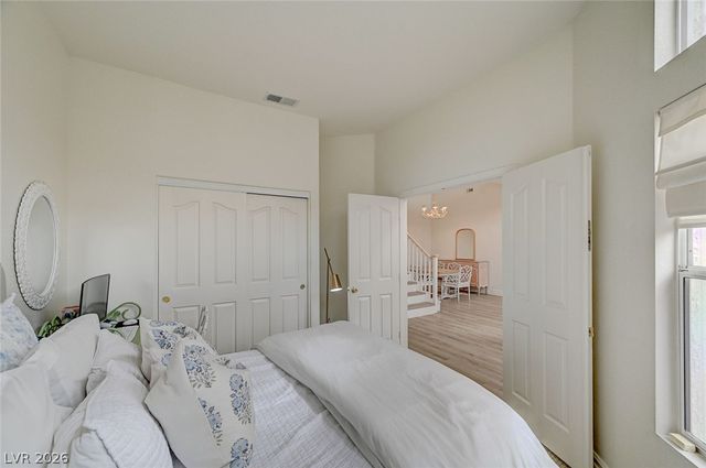 9240 Pitching Wedge Drive, Las Vegas, NV 89134