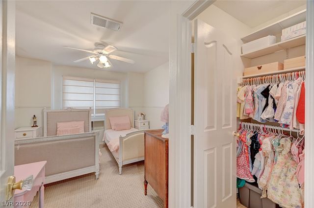 9240 Pitching Wedge Drive, Las Vegas, NV 89134