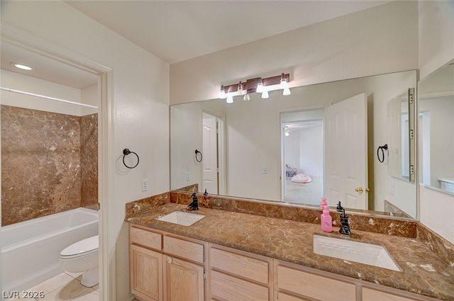 9240 Pitching Wedge Drive, Las Vegas, NV 89134