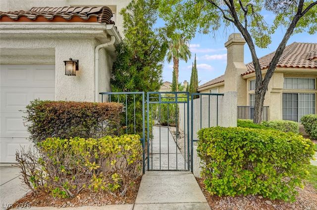 9240 Pitching Wedge Drive, Las Vegas, NV 89134