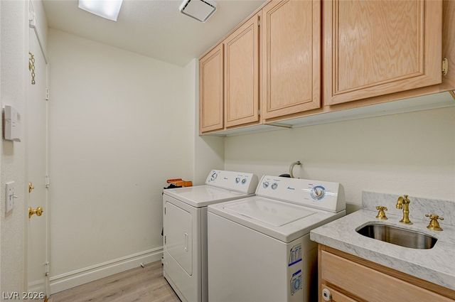 9240 Pitching Wedge Drive, Las Vegas, NV 89134