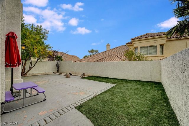 9240 Pitching Wedge Drive, Las Vegas, NV 89134